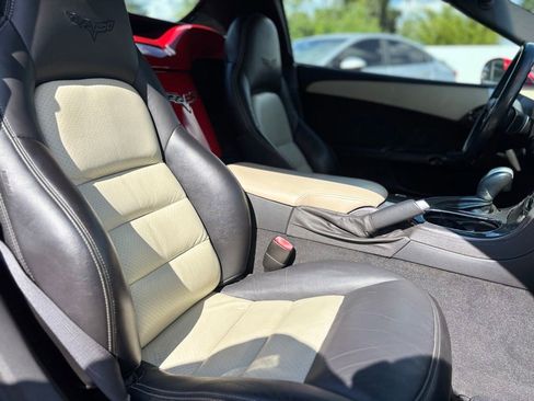 Used 2008 Chevrolet Corvette Convertible w/ Preferred Equipment Group RWD image 26