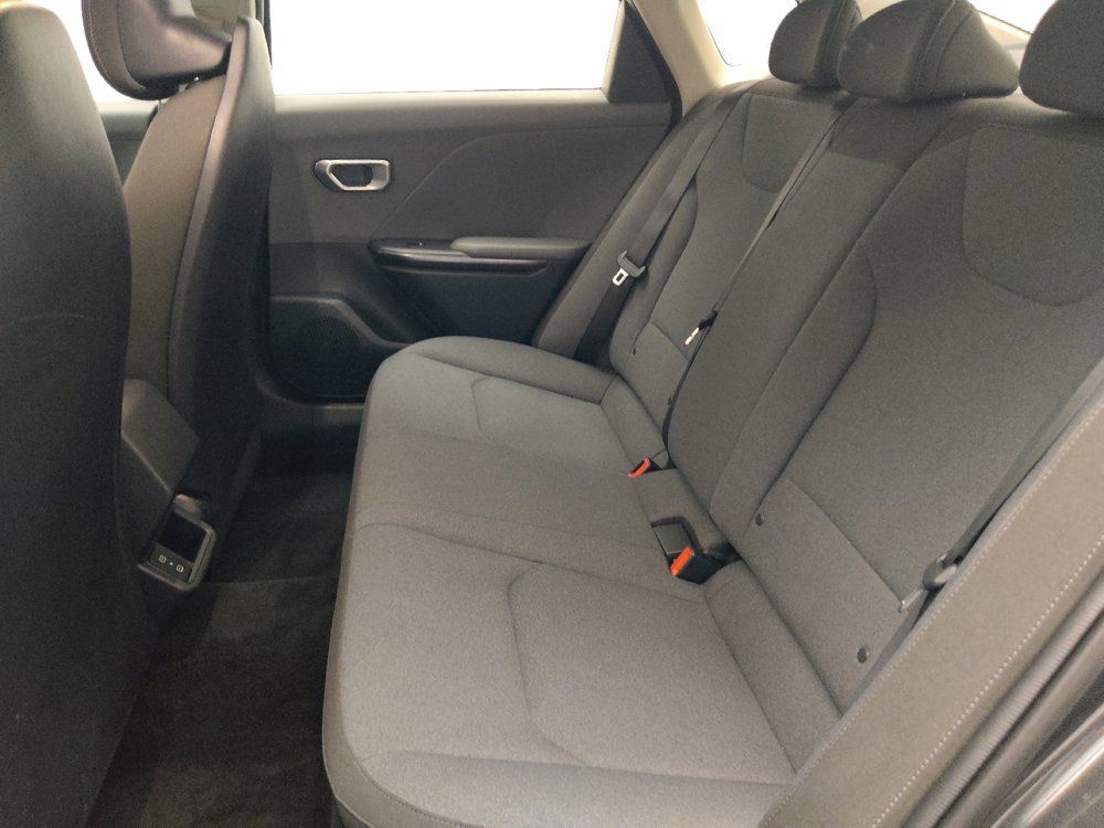 Used 2025 Kia K4 FWD image 18