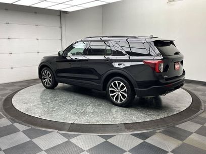 Certified 2023 Ford Explorer ST-Line w/ Class IV Trailer Tow Package