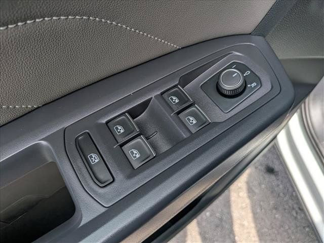Used 2021 Volkswagen Atlas SEL AWD/4WD image 35