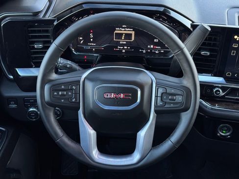 Used 2024 GMC Sierra 1500 SLE image 20