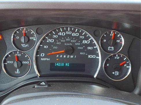 Used 2024 GMC Savana 2500 w/ Driver Convenience Package RWD image 12