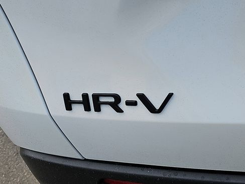 New 2026 Honda HR-V Sport image 12