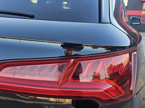 Used 2019 Audi Q5 2.0T Premium w/ Convenience Package image 9