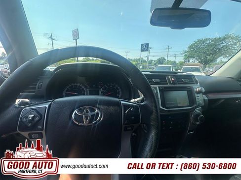 Used 2016 Toyota 4Runner Limited image 15