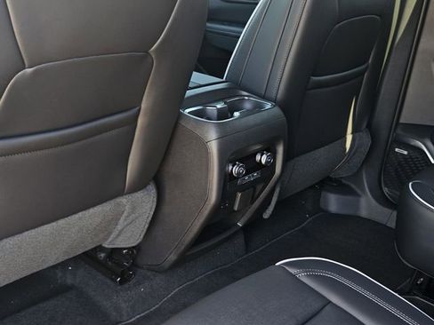 New 2026 Buick Enclave Preferred w/ Power Package image 25