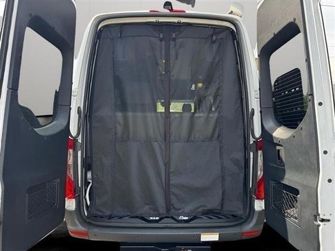 Used 2020 Mercedes-Benz Sprinter 2500 image 7
