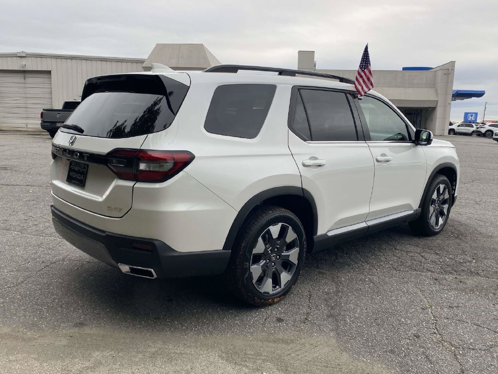 New 2026 Honda Pilot Elite image 5