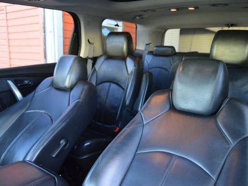 Used 2012 GMC Acadia SLT image 18