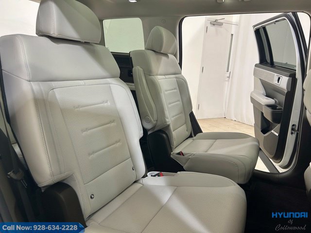 Used 2025 Hyundai Santa Fe Calligraphy AWD/4WD image 24