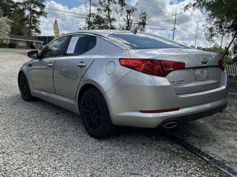 Used 2013 Kia Optima LX w/ Convenience Pkg image 4