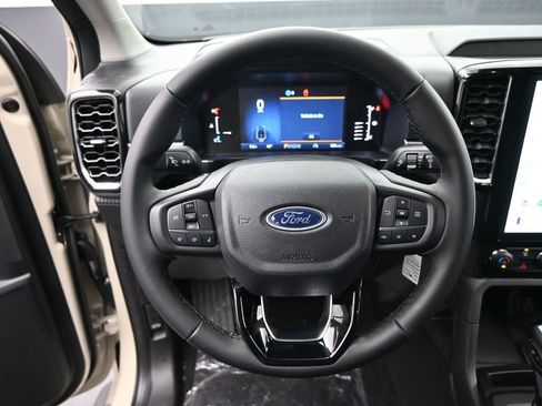 New 2025 Ford Ranger XLT w/ FX4 Off-Road Package AWD/4WD image 26