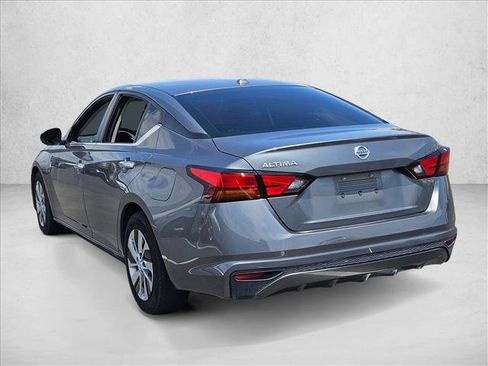Used 2019 Nissan Altima 2.5 S FWD image 6