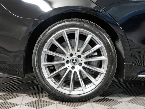 Used 2025 Mercedes-Benz S 580 4MATIC Sedan image 11