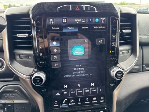 Used 2024 RAM 2500 Laramie image 21