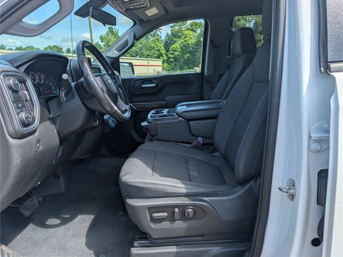 Used 2021 Chevrolet Silverado 1500 LT RWD image 13