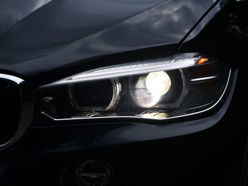 Used 2017 BMW X6 xDrive35i image 4