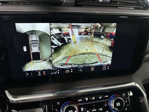 Used 2026 GMC Sierra 1500 Denali AWD/4WD image 18