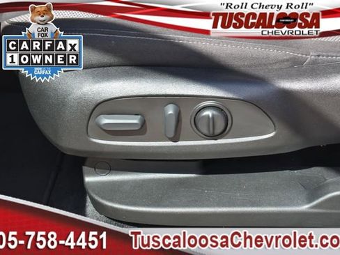 Used 2023 Chevrolet Traverse LT FWD image 20