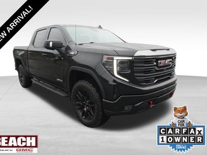 Used 2023 GMC Sierra 1500 AT4 w/ Technology Package
