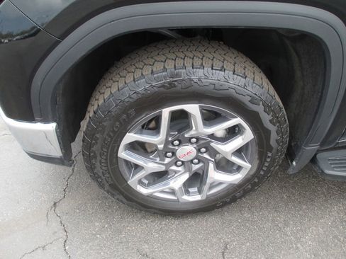 Used 2025 GMC Sierra 1500 SLT w/ SLT Premium Plus Package image 15