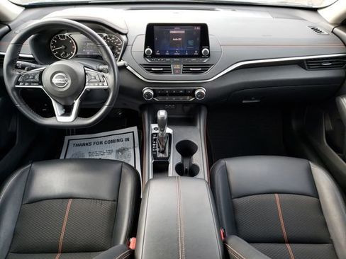 Used 2020 Nissan Altima 2.0 SR image 10