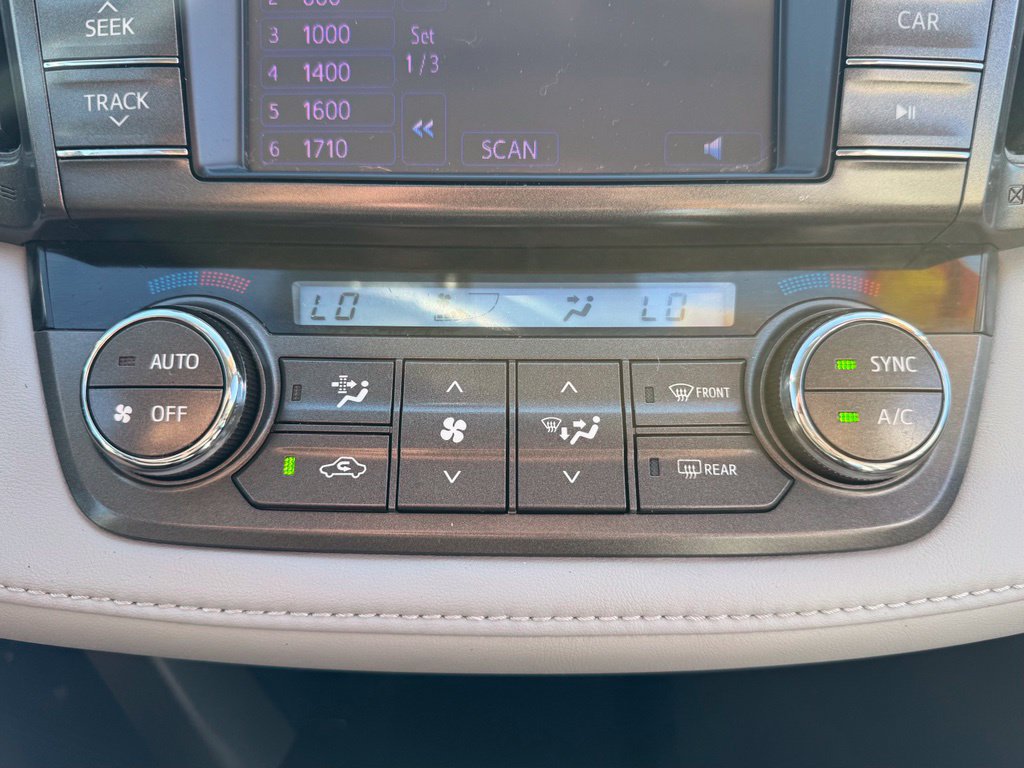 Used 2013 Toyota RAV4 Limited AWD/4WD image 34