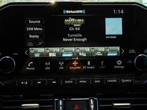 Used 2023 Nissan Pathfinder SL w/ Lighting Package (N92) AWD/4WD image 23