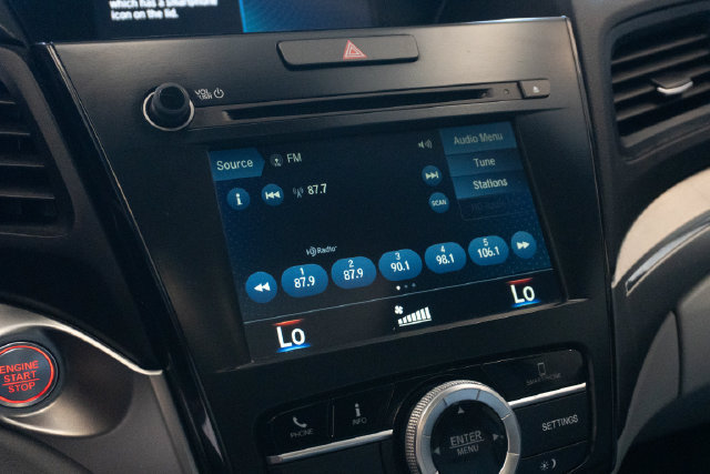 Used 2019 Acura ILX w/ Technology Package FWD image 25
