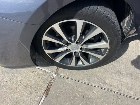 Used 2018 Hyundai Elantra GT FWD image 24