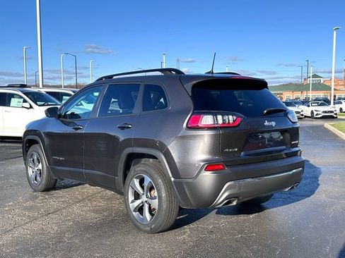 Used 2022 Jeep Cherokee Limited image 8