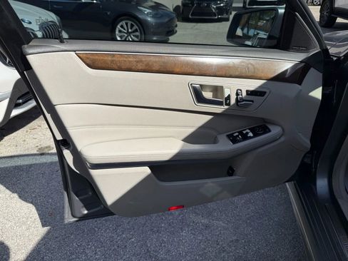 Used 2014 Mercedes-Benz E 350 Sedan w/ Premium 1 Package image 15