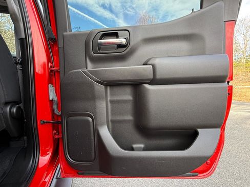 Used 2019 Chevrolet Silverado 1500 Custom Trail Boss image 30