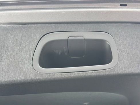 Used 2025 Chevrolet Trax RS w/ Driver Confidence Package image 41