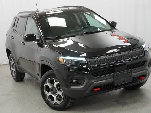Certified 2022 Jeep Compass Trailhawk w/ Trailhawk Elite Group image 10