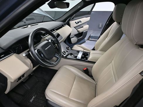 Used 2020 Land Rover Range Rover Velar R-Dynamic S image 24