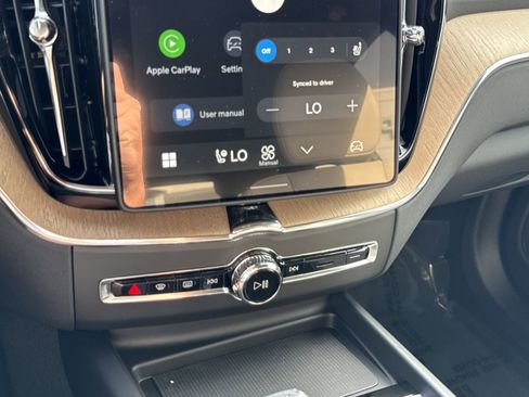 New 2026 Volvo XC60 B5 Core w/ Protection Package image 27