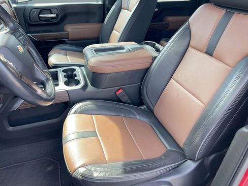 Used 2021 Chevrolet Silverado 2500 High Country w/ Z71 Off-Road Package image 5