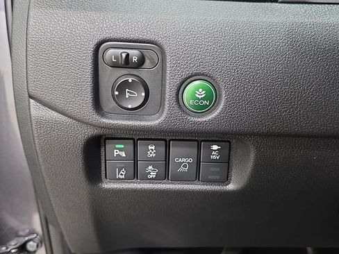 Used 2018 Honda Ridgeline RTL-E image 26