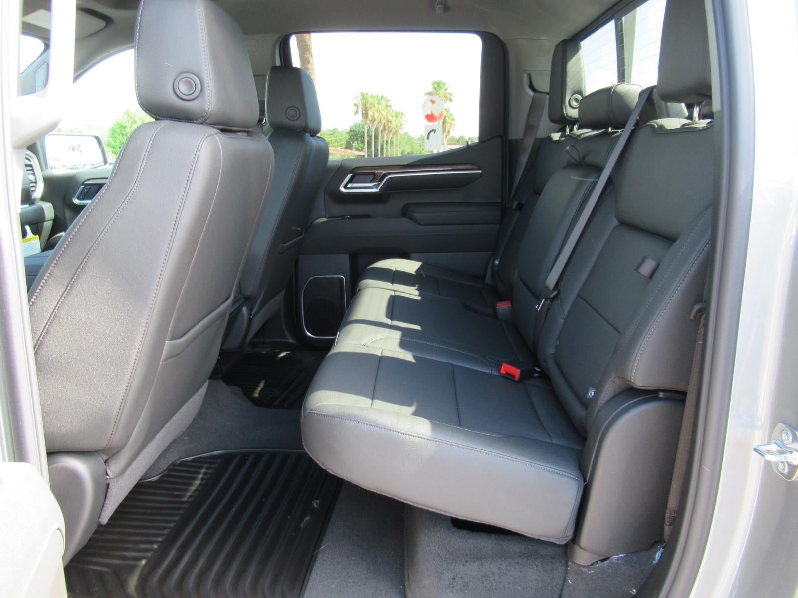 New 2026 Chevrolet Silverado 1500 RST w/ Safety Package AWD/4WD image 32