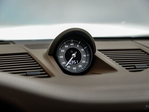 Used 2021 Porsche 911 Turbo S image 74