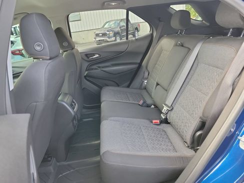 Used 2022 Chevrolet Equinox LT FWD image 16