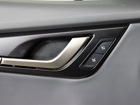 New 2025 Kia EV6 Wind image 10