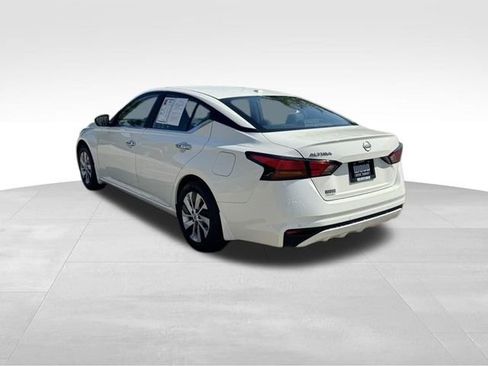 Certified 2025 Nissan Altima 2.5 S image 5