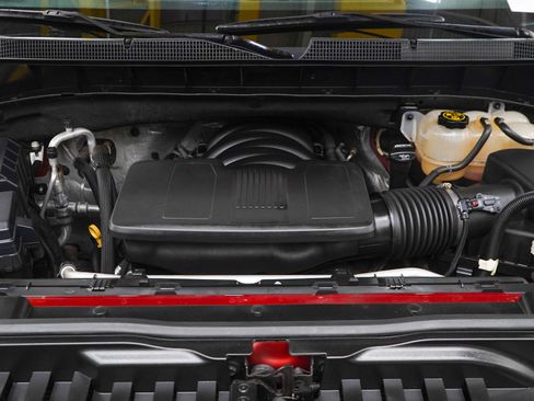 Used 2021 Chevrolet Silverado 1500 RST w/ Convenience Package II AWD/4WD image 33