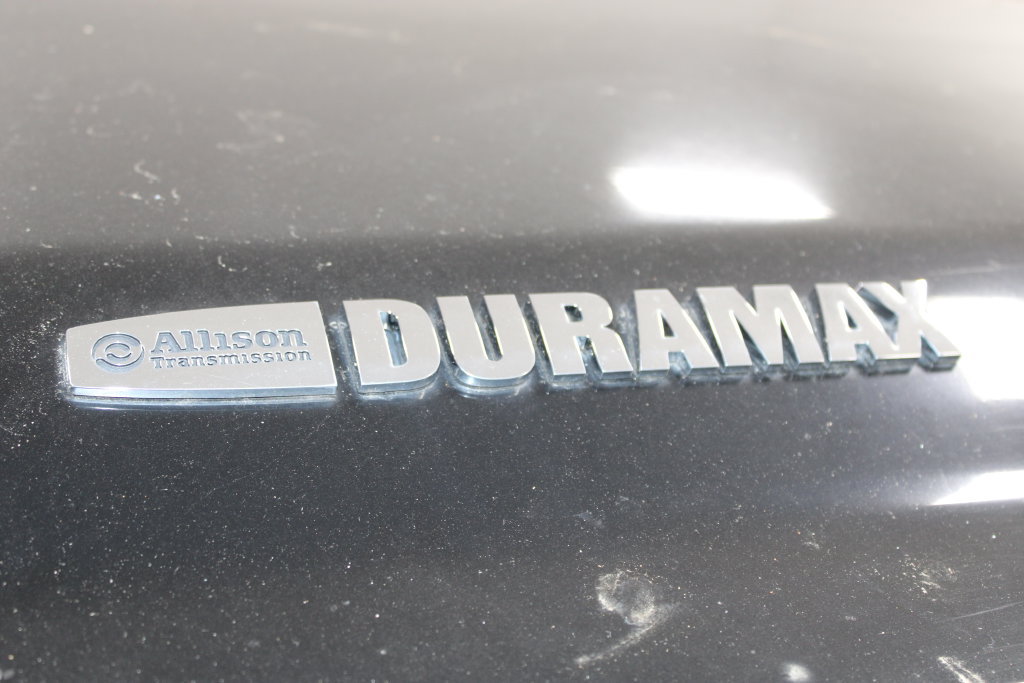 Used 2016 Chevrolet Silverado 3500 High Country w/ Duramax Plus Package AWD/4WD image 13