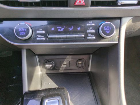 Used 2023 Hyundai Sonata SEL FWD image 21