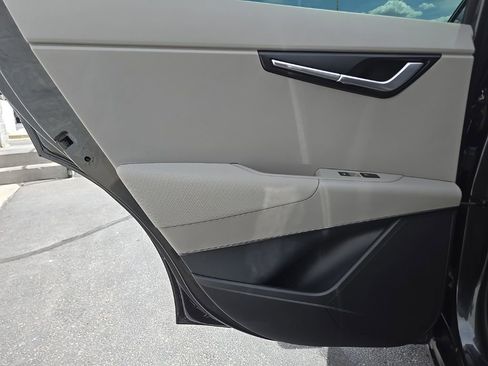 Used 2023 Kia Niro Wind w/ Wind Preserve Package FWD image 40