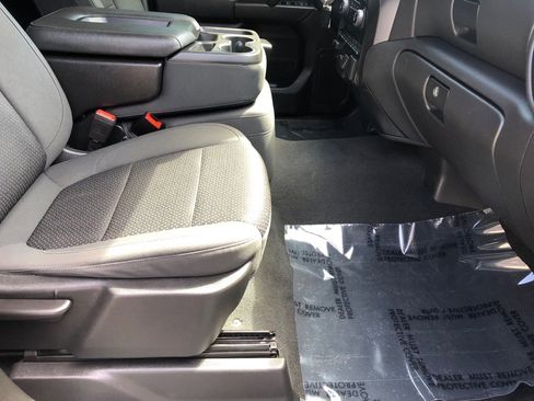 Used 2021 Chevrolet Silverado 1500 Custom image 25