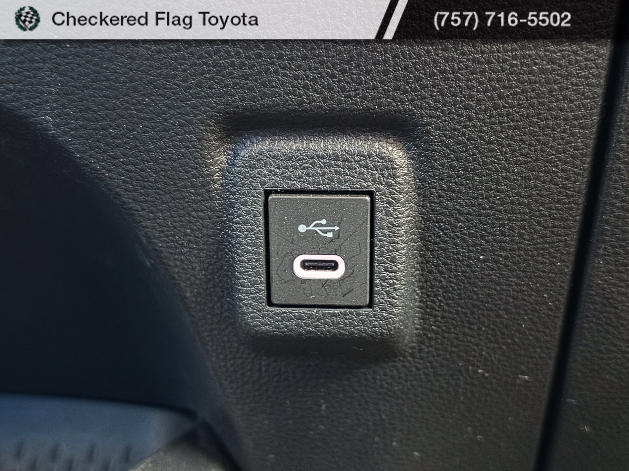 Used 2024 Toyota Corolla Sedan w/ SE Convenience Package FWD image 17